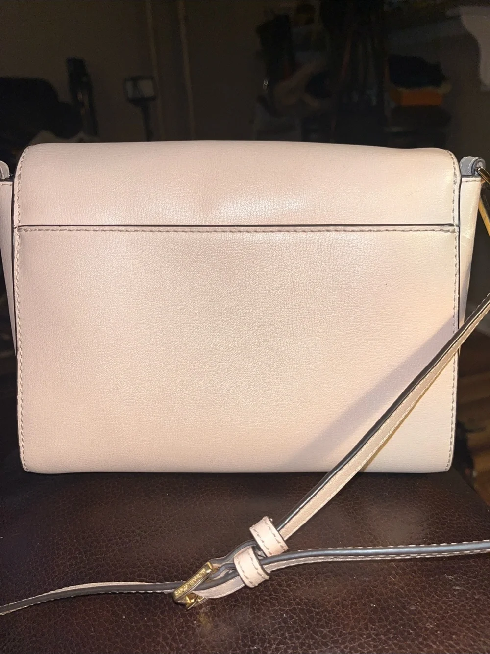 EUC Authentic Michael Kors Medium Ellis Saffiano Leather Crossbody